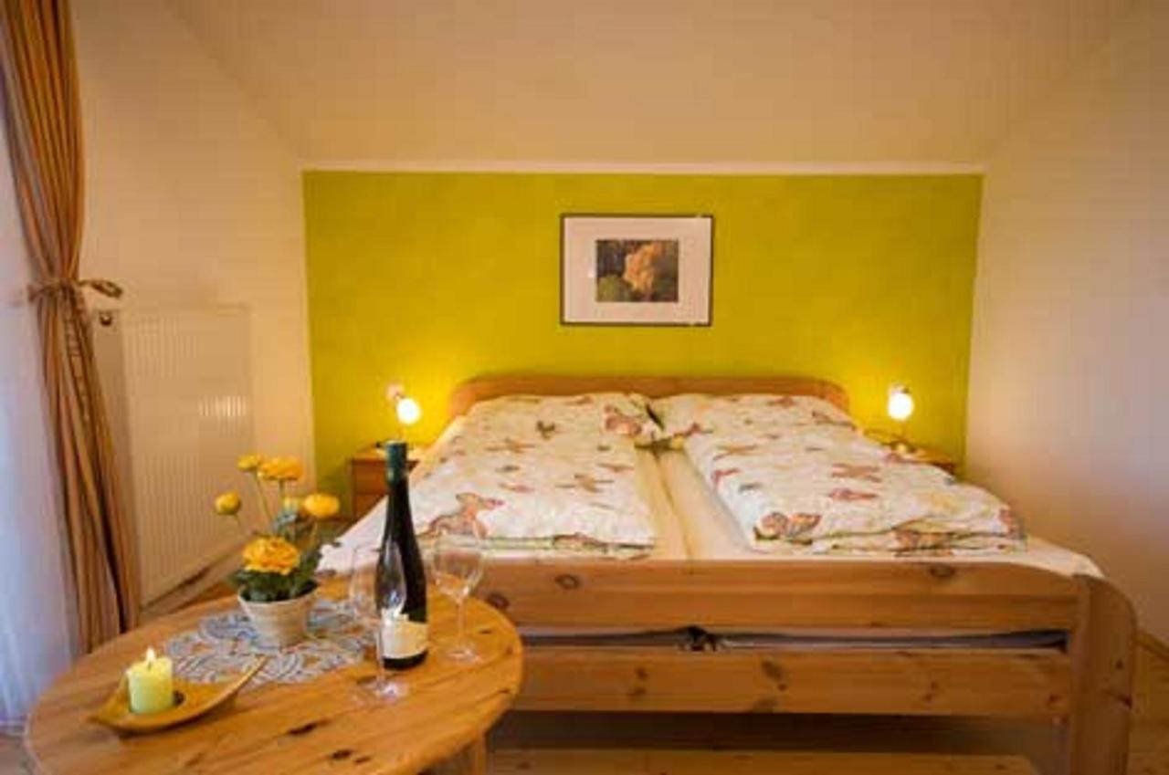 Asbacher Klosterkeller Stratzing Экстерьер фото